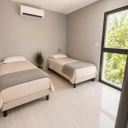 280 M2 Villa *